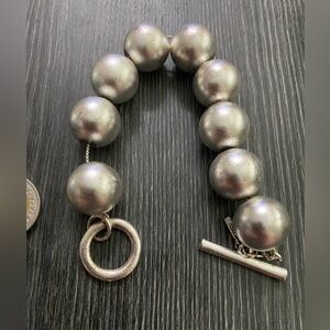 ALFRED SUNG Silver-Tone Large metal Bead Toggle Bracelet